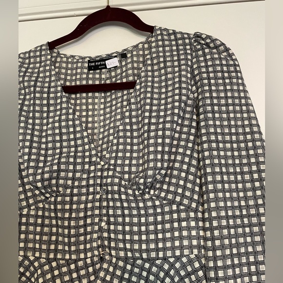 The Fifth Label Blouse - Picture 2 of 3